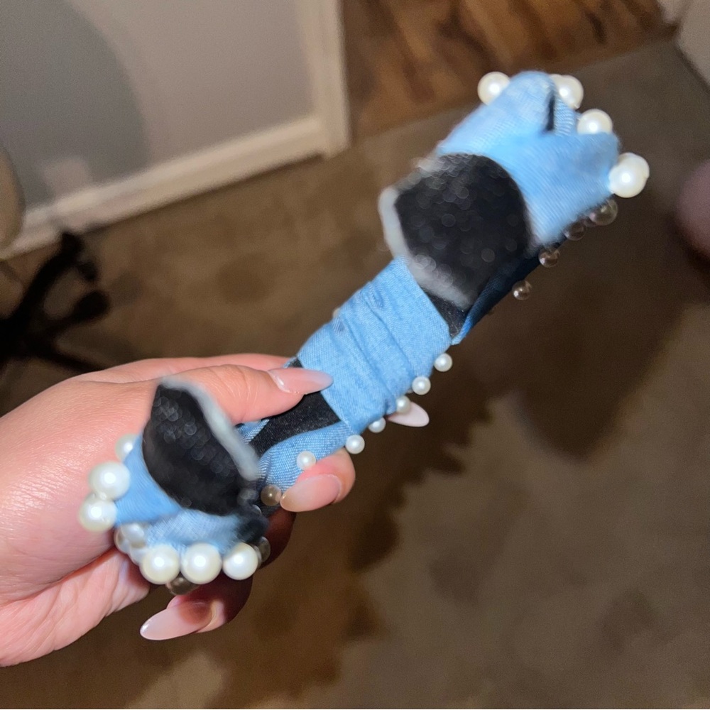 White House Black Market WHBM Denim & Pearl Knot Headband - Picture 7 of 7